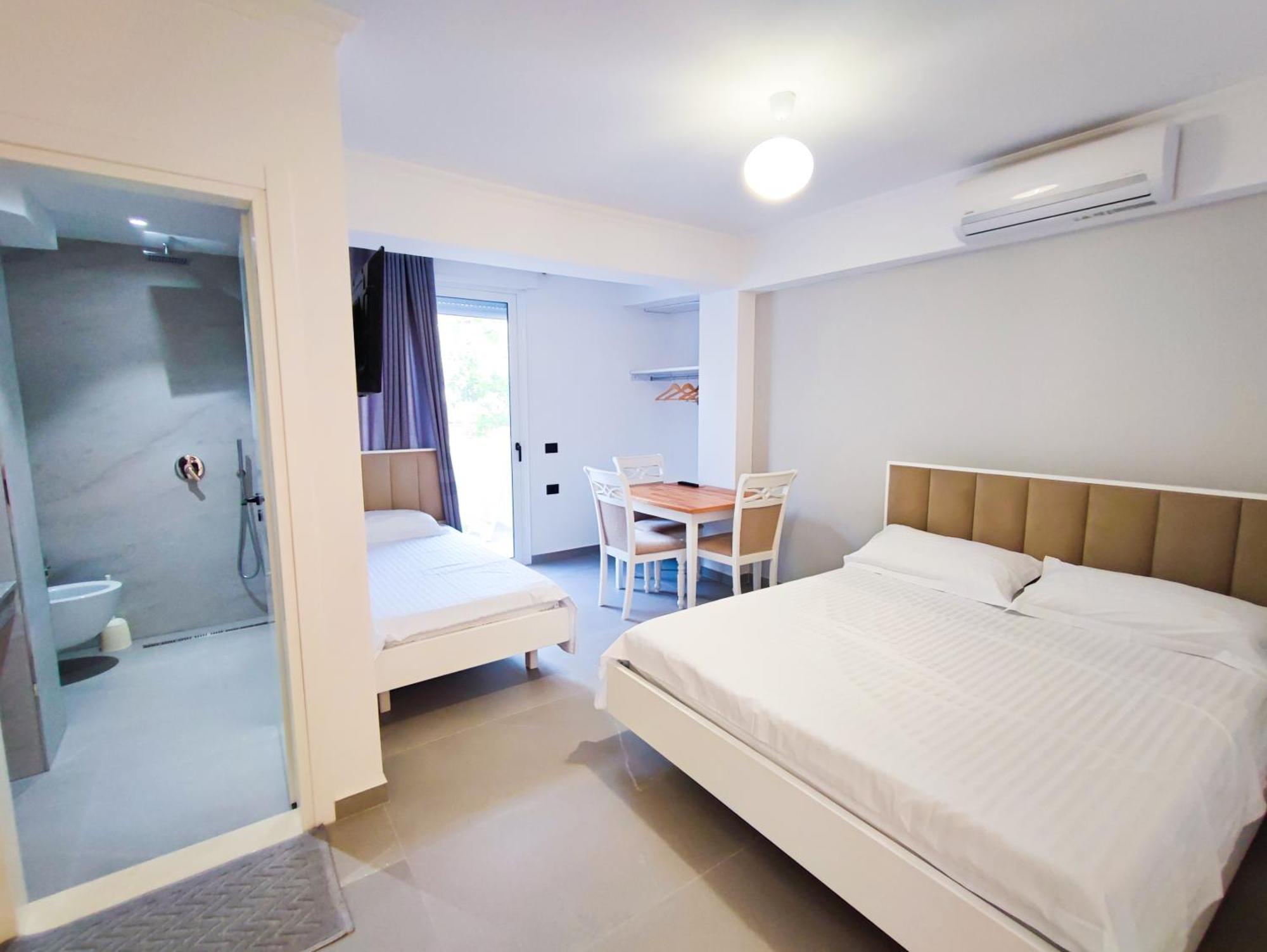 Comfort Villa Vlorë エクステリア 写真