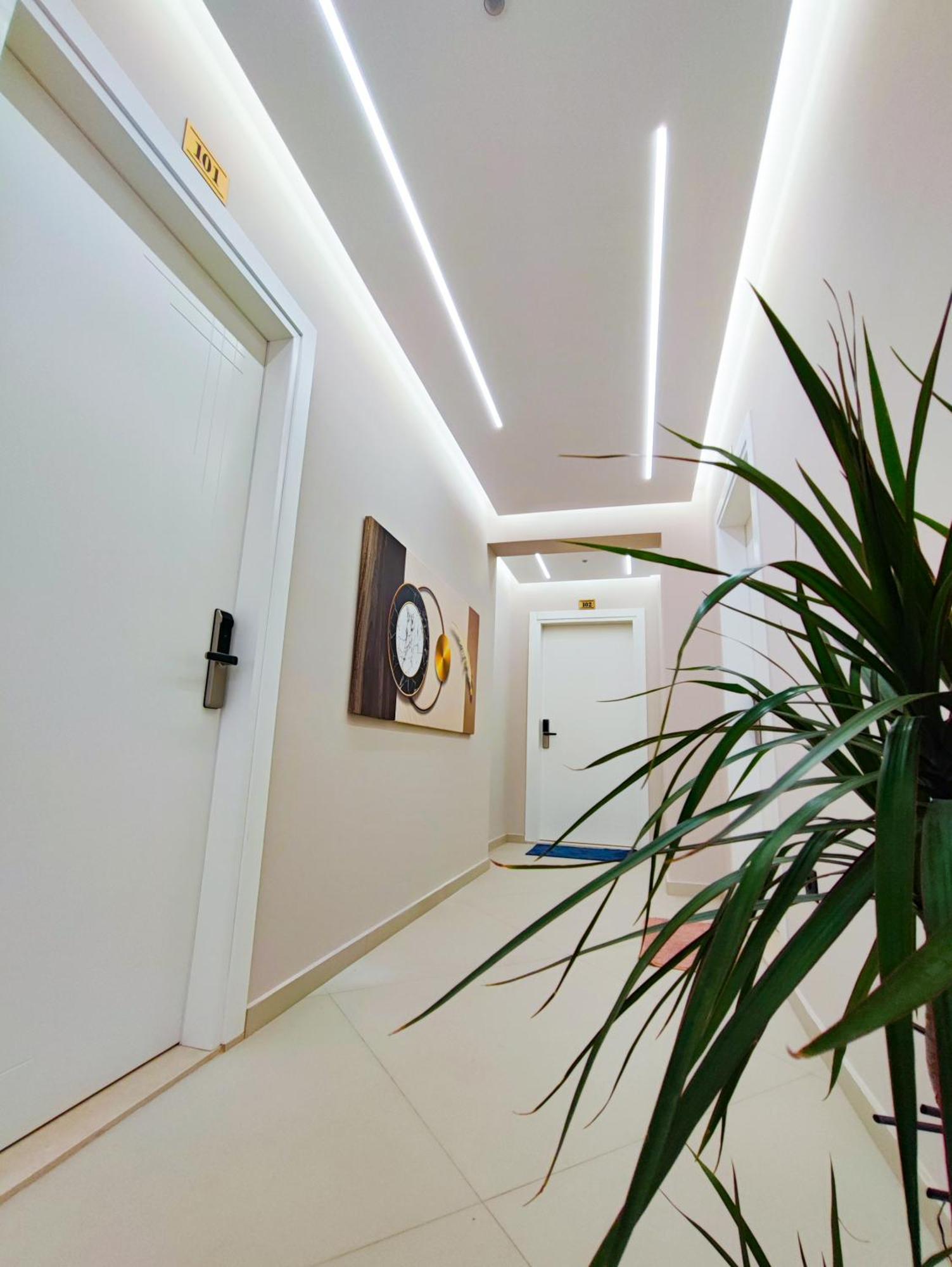 Comfort Villa Vlorë エクステリア 写真